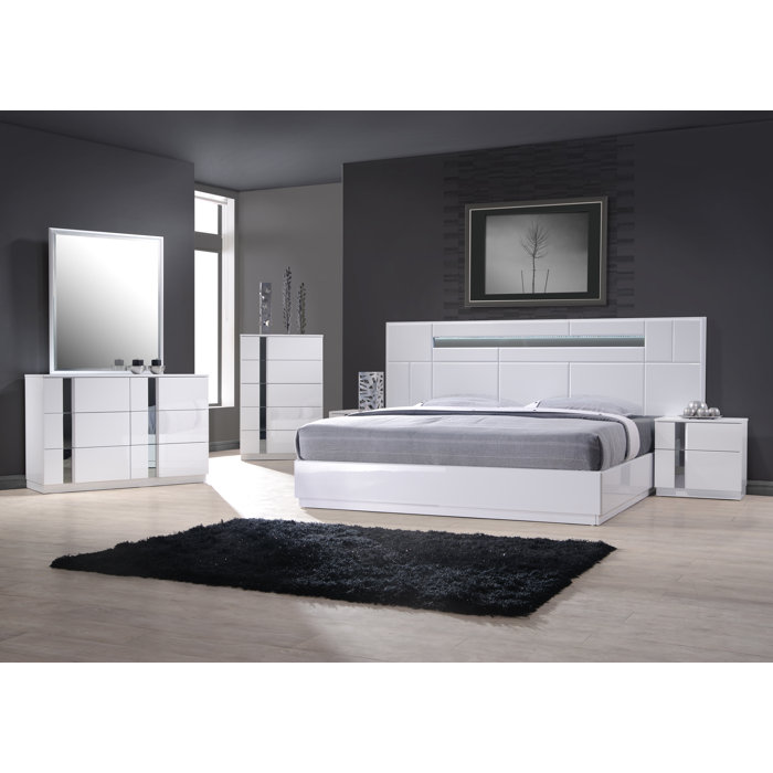 J&M Furniture Palermo Platform Customizable Bedr..
