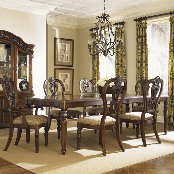 Astoria Grand Cavas 7 Piece Dining Set