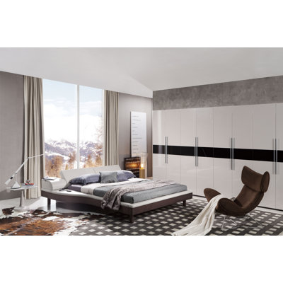 VIG Furniture Queen Upholstered Storage Platform..