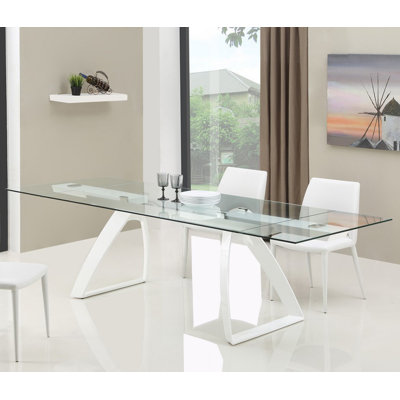 Wade Logan Calmar Extendable Dining Table