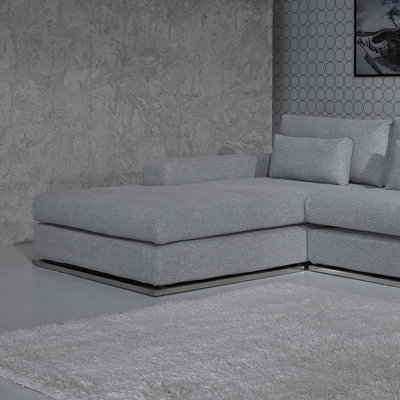 Wade Logan Thayne Ashfield Reversible Chaise Sec..