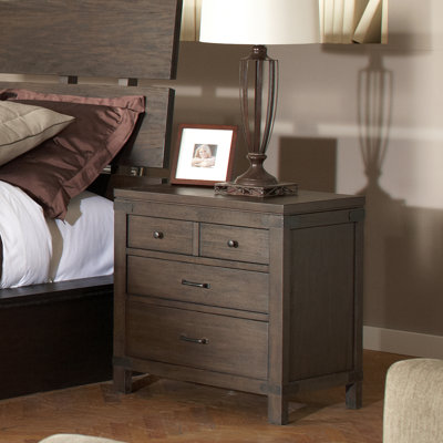 Riverside Furniture Promenade 3 Drawer Bachelor&..