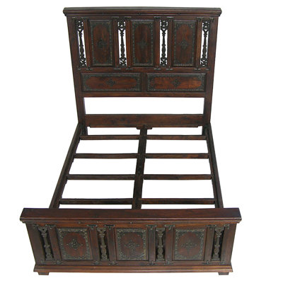 MOTI Furniture Babylon Platform Bed