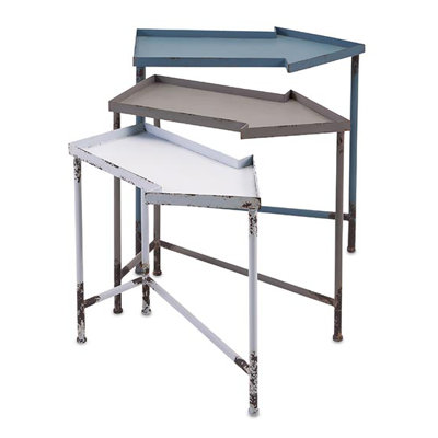 Woodland Imports Arrow 3 Piece Nesting Tables