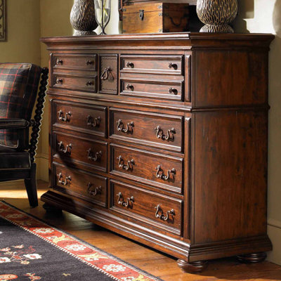 Lexington Fieldale Lodge Prescott 9 Drawer Dresser