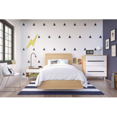 Wade Logan Shaurya Platform Customizable Bedroom..