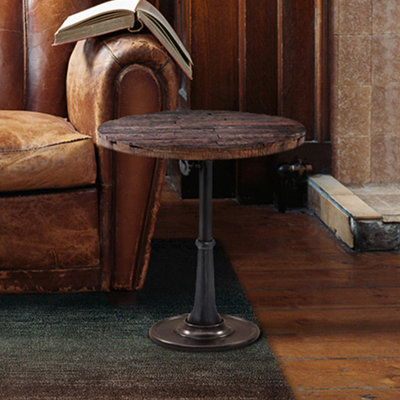 Ren-Wil Cornish End Table