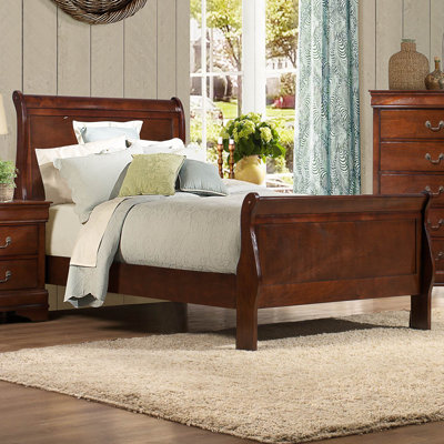 Woodhaven Hill Mayville Sleigh Bed