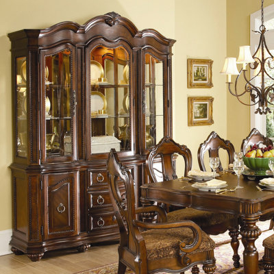 Woodhaven Hill 1390 Series China Cabinet