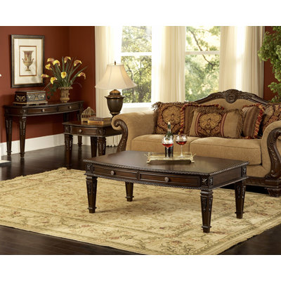 Woodhaven Hill Palace Coffee Table Set