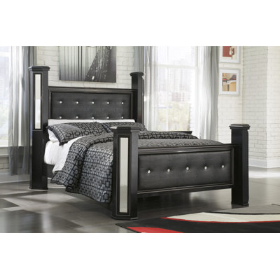 Signature Design by Ashley Alamadyre Upholstered..