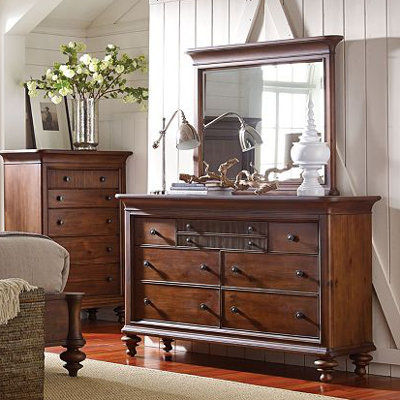 Broyhill® Cascade 7 Drawer Dresser