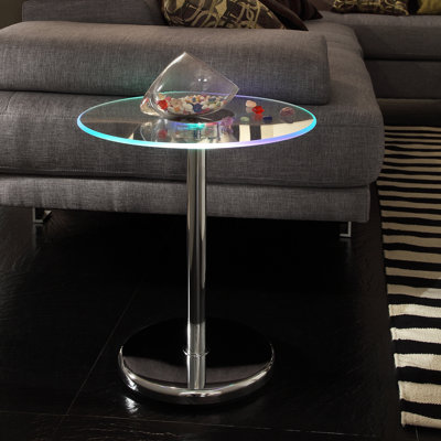 Wade Logan Macie End Table