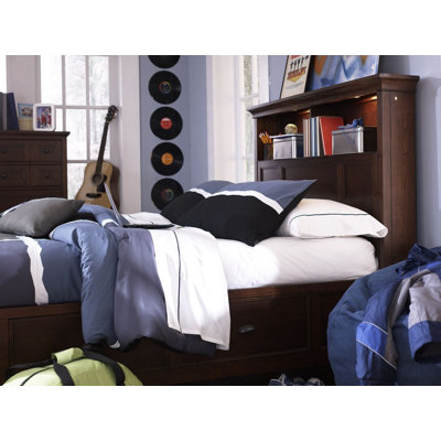 Magnussen Furniture Riley Platform Bed