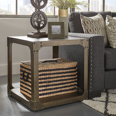 Mercury Row Hippolyte End Table