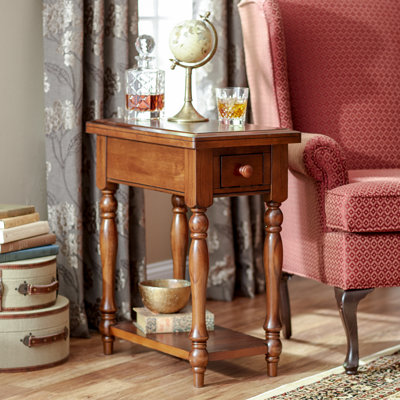 Darby Home Co Ivesdale Chairside Table