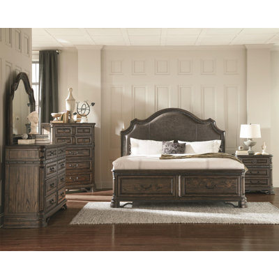 Darby Home Co Lenhardt Panel Customizable Bedroom Set