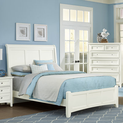 Darby Home Co Gastelum Wood Sleigh Bed