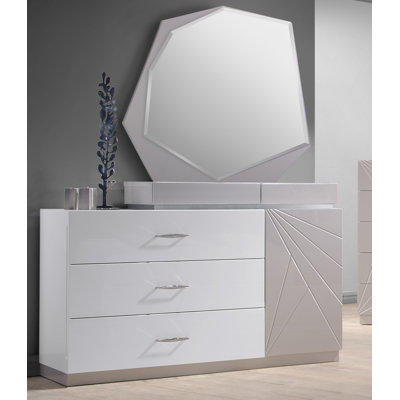 Wade Logan Ernesto 3 Drawer Dresser with Mirror