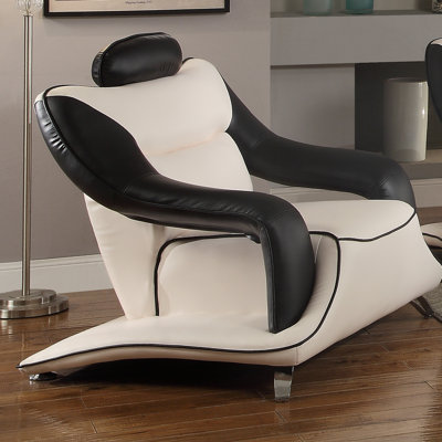 Wade Logan Valencia Modern Arm Chair
