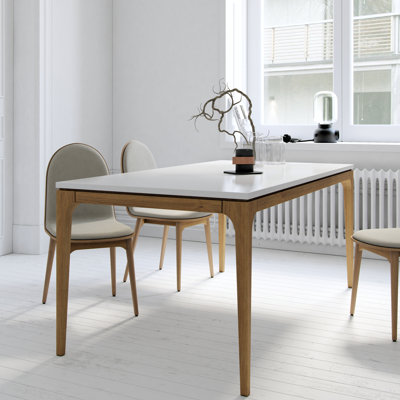Kure Lars Dining Table