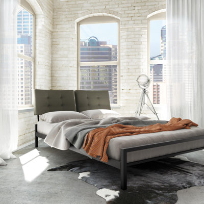 Latitude Run Maxton Upholstered Platform Bed