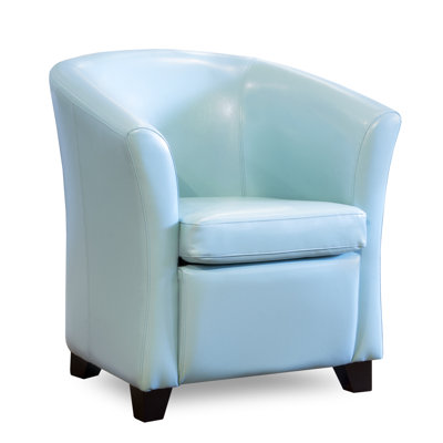 Uniquely Furnished Summer Club Chair