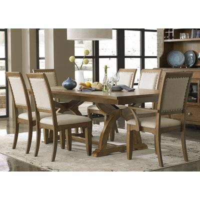 Liberty Furniture Town and Country Extendable Di..