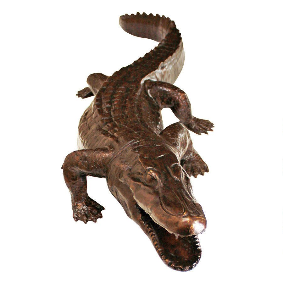 resin alligator statue