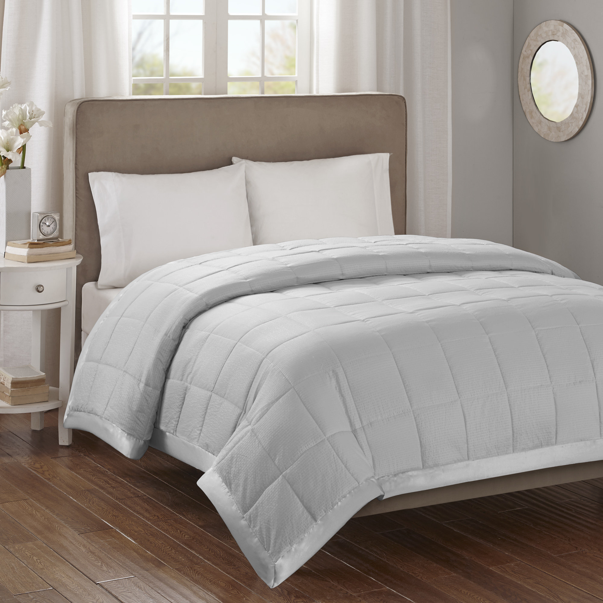 Madison Park Cambria Premium Oversized Down Alternative Blanket