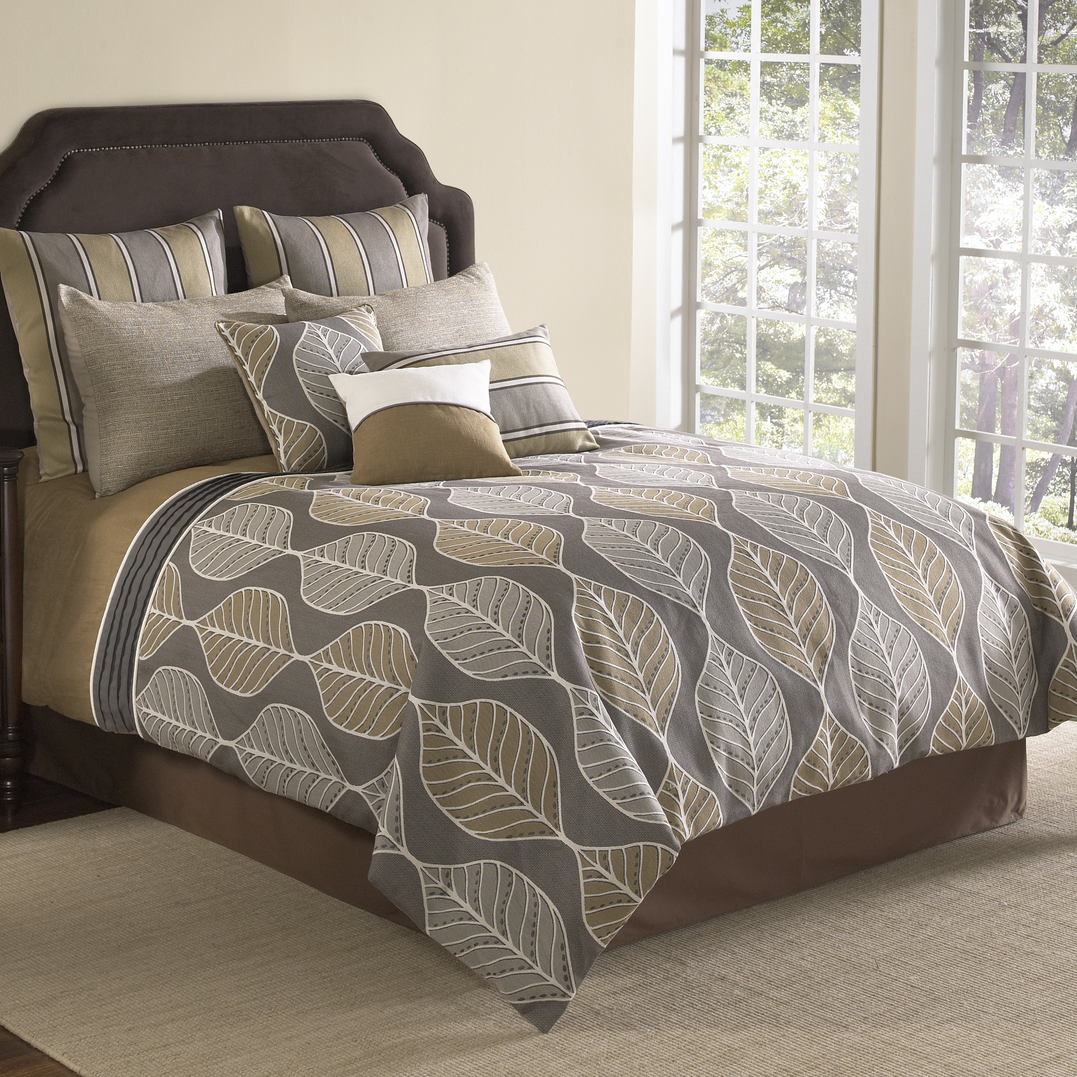 Hallmart Collectibles Branson Comforter Set & Reviews Wayfair