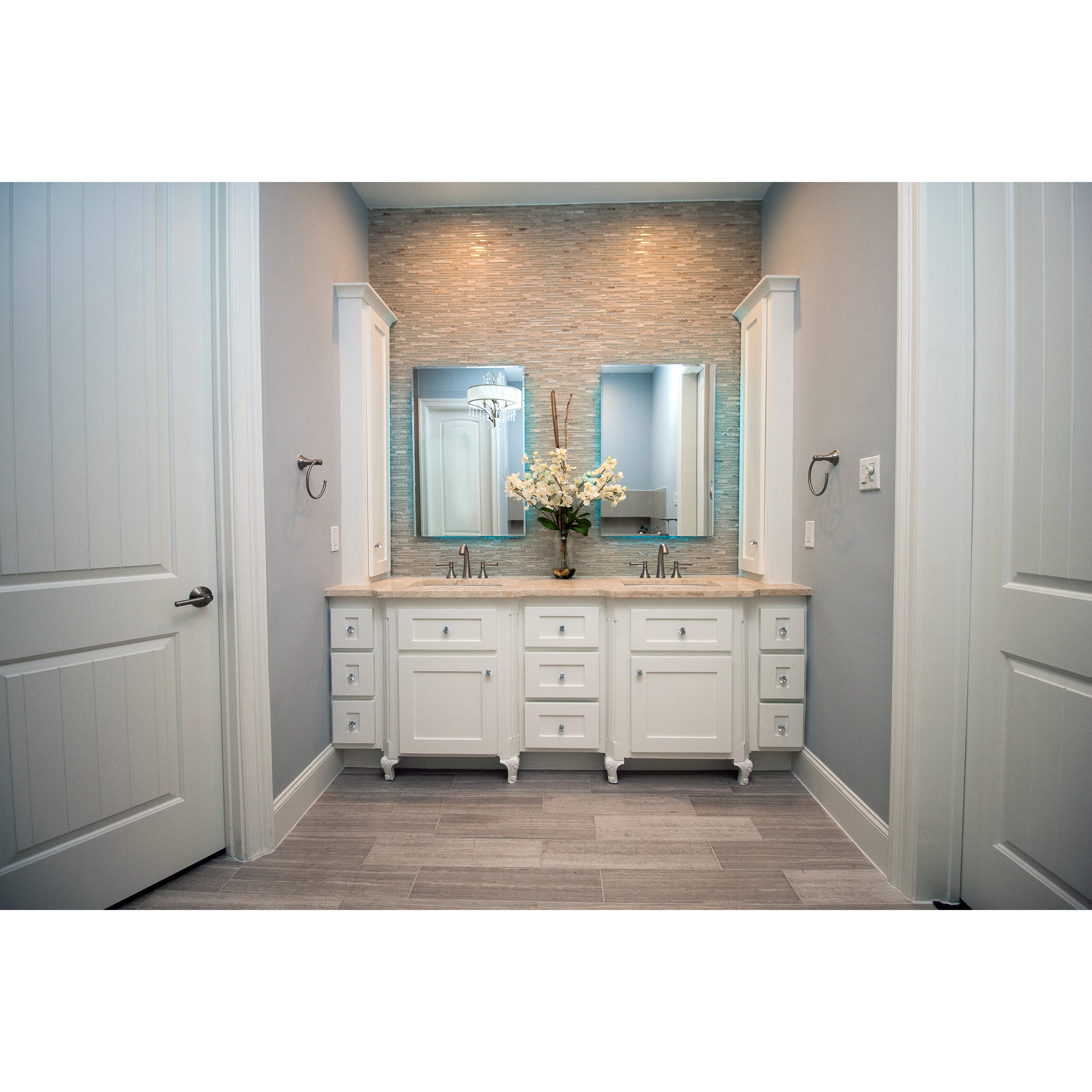 Emser Tile Lucente 12 x 13 Glass Stone Blend Linear Mosaic Tile in Servolo