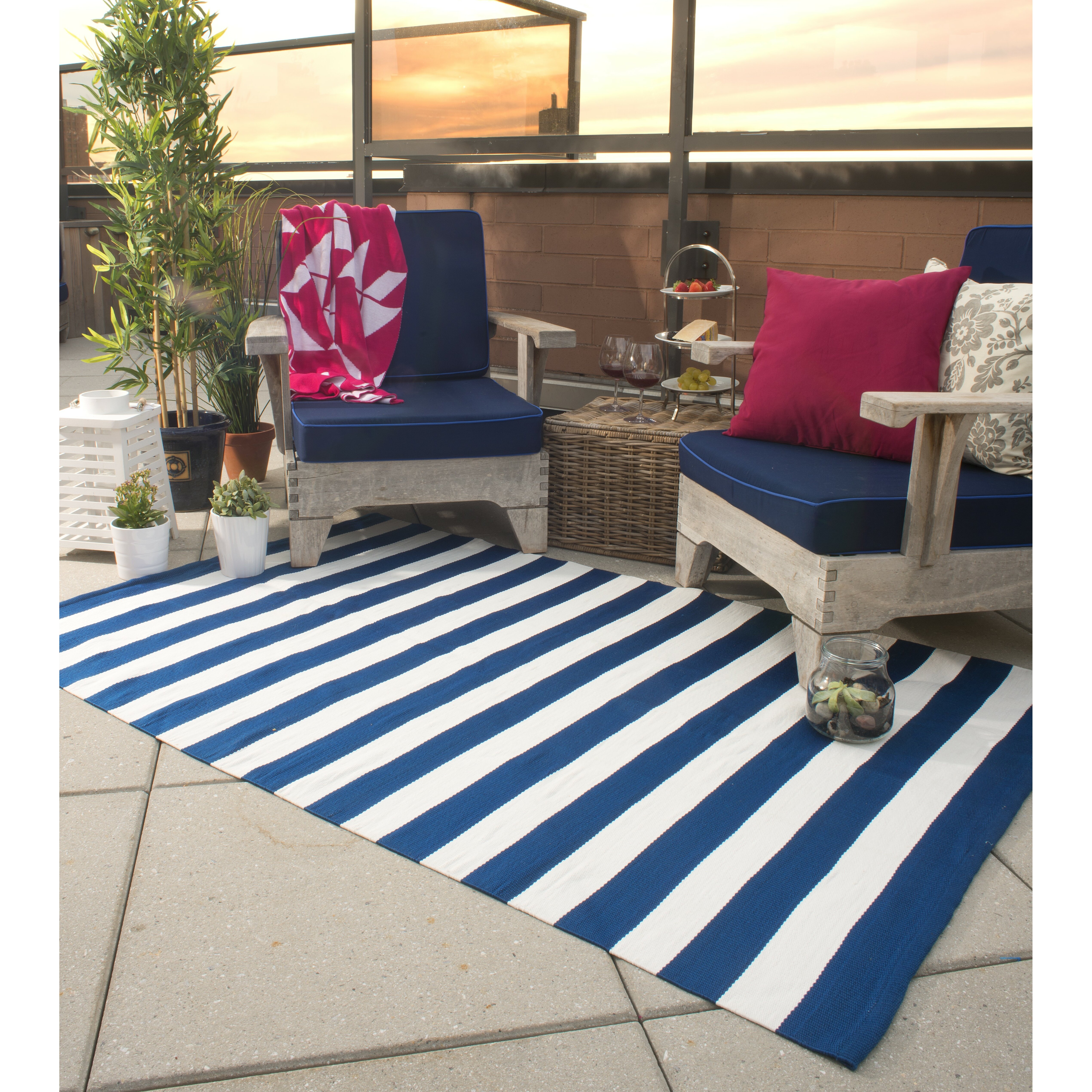 Fab Rugs Nantucket Striped Blue & White Indoor/Outdoor ...
