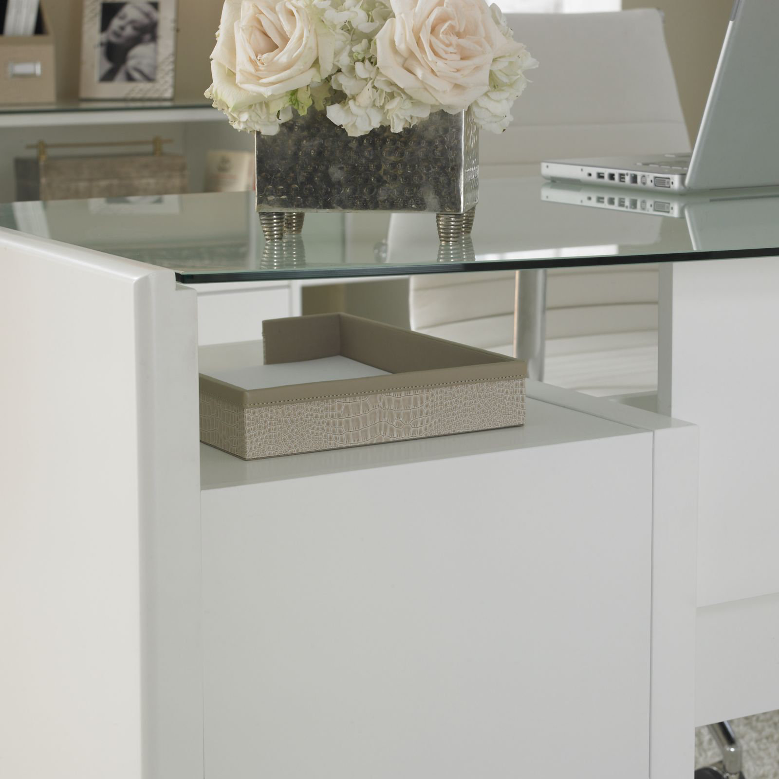 Kathy Ireland Office by Bush New York Skyline 2Piece Standard Desk