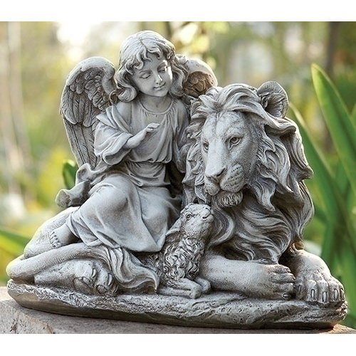 lion and the lamb statue