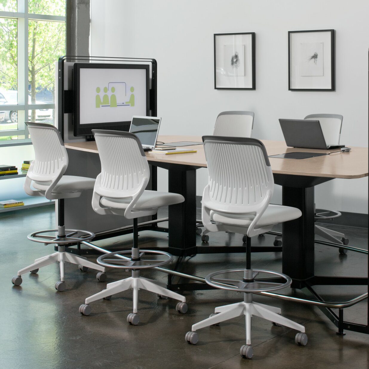 Steelcase Cobi Height Adjustable Drafting Stool & Reviews ...