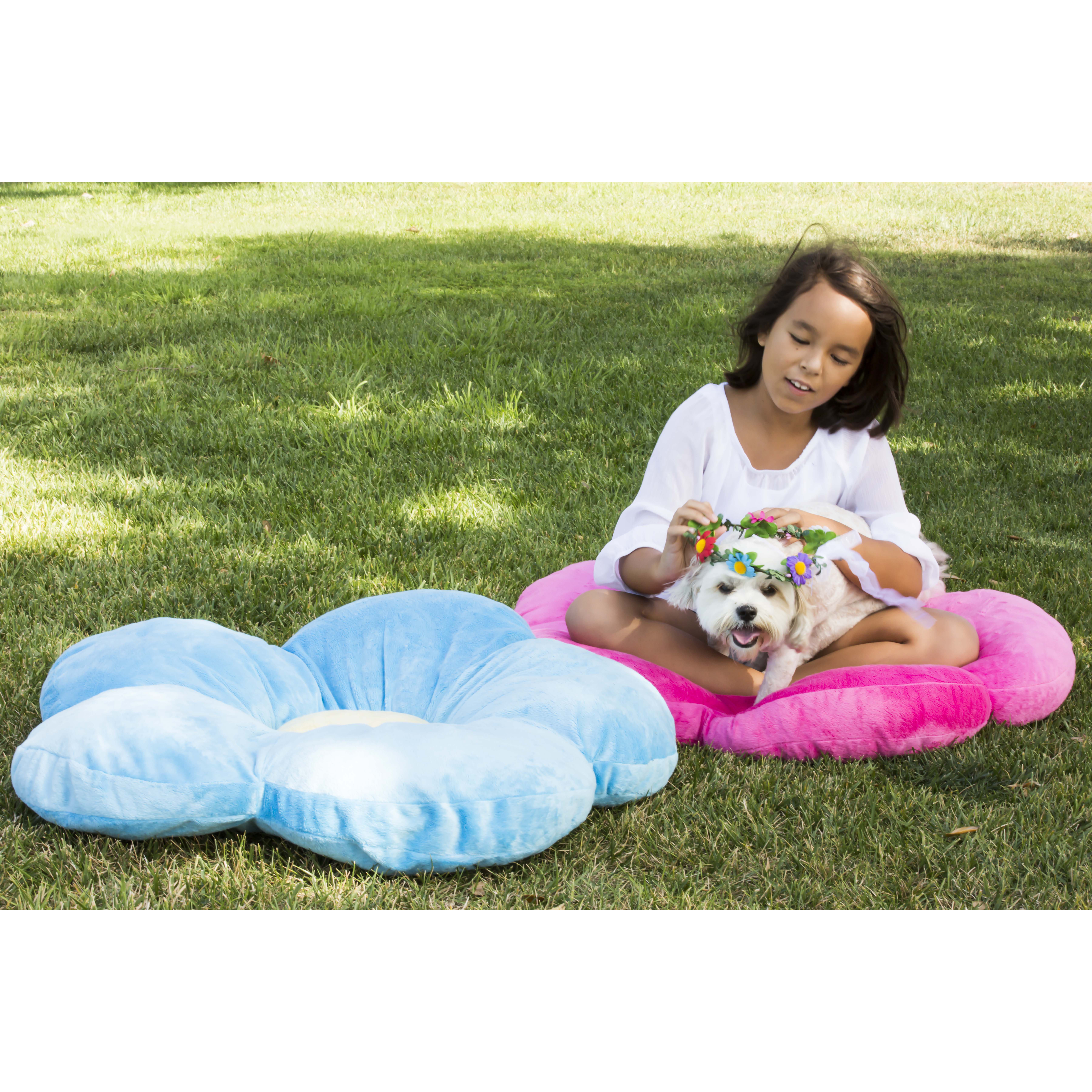 Heart to Heart Daisy Flower Plush Floor Pillow & Reviews Wayfair