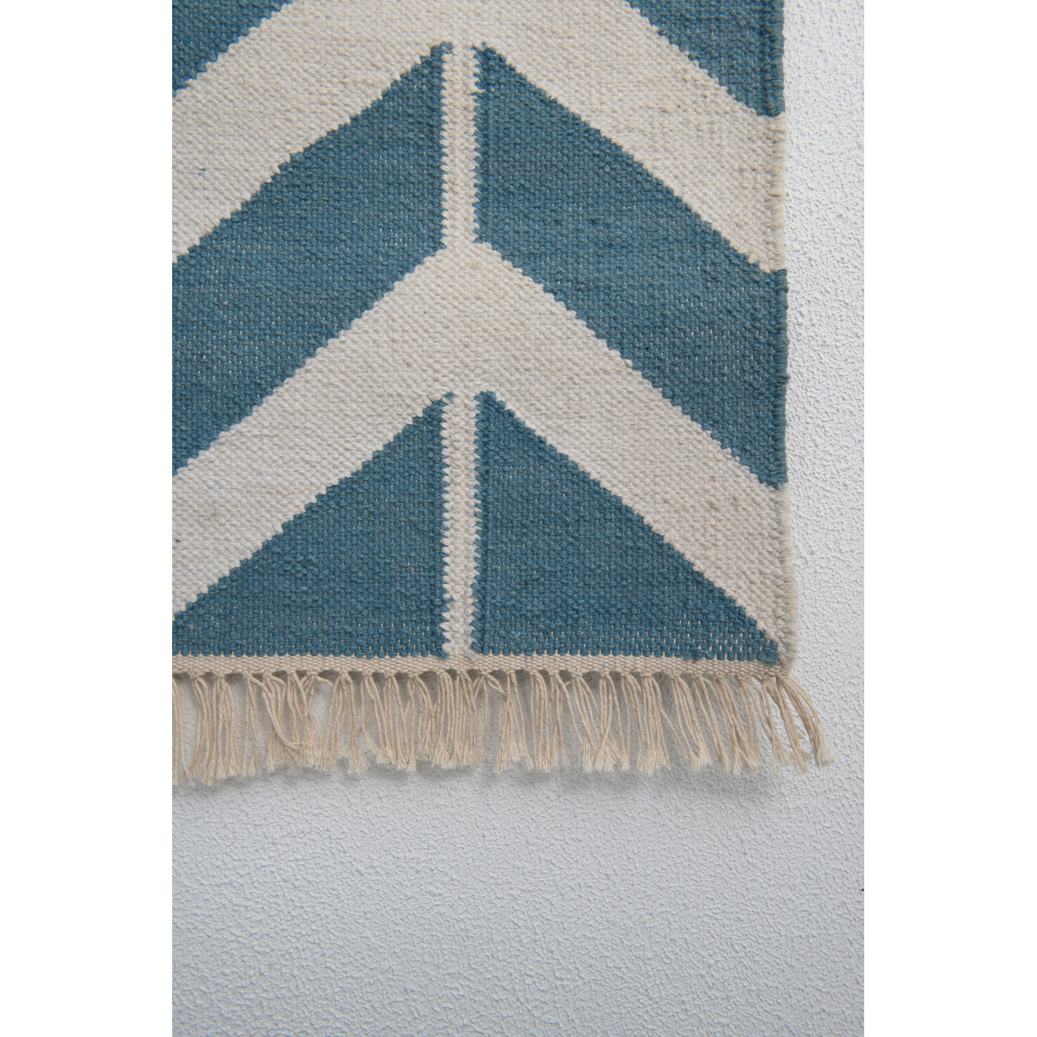 Green Decore Arrow Light HandWoven Blue Area Rug Wayfair UK