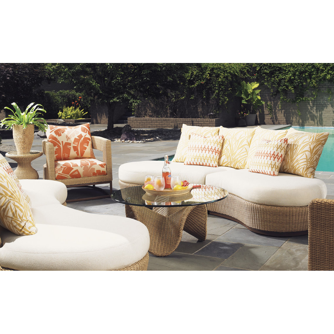 Tommy Bahama Outdoor Aviano 5 Piece Deep Seating Group with Cushions