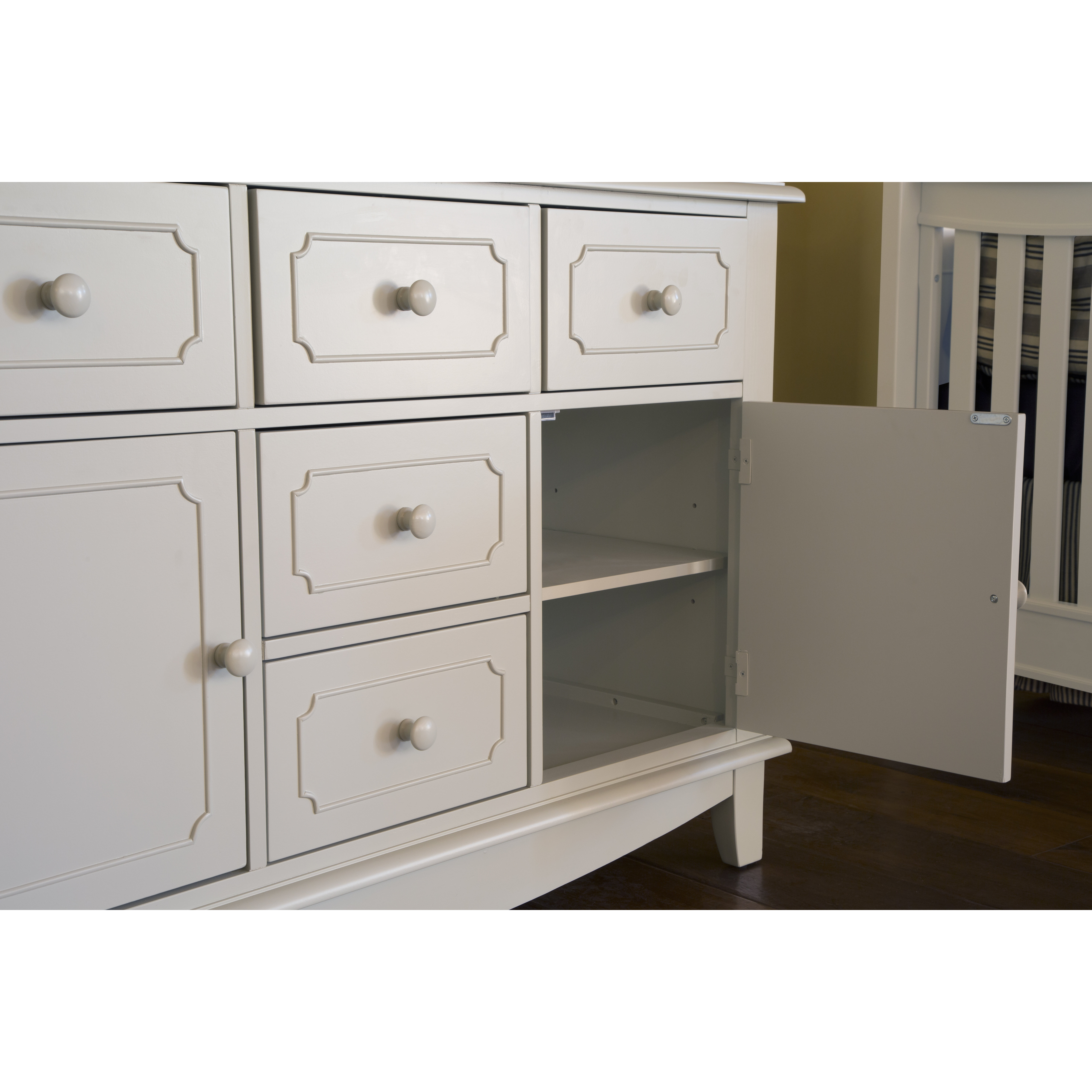 Million Dollar Baby Classic Sullivan Double Wide 5 Drawer Dresser