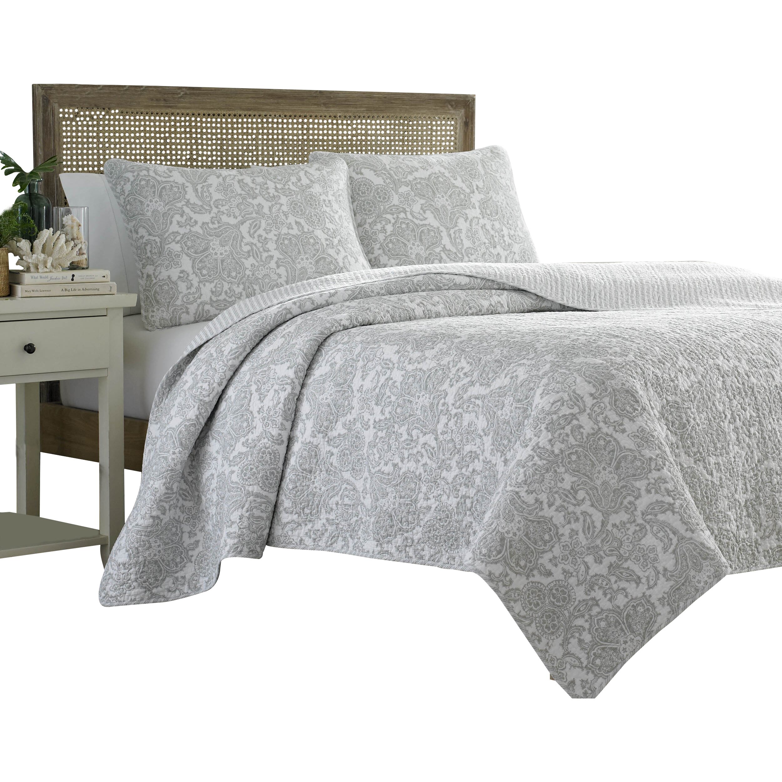 Tommy Bahama Bedding Island Memory Reversible Coverlet Set Reviews   Tommy Bahama Bedding Island Memory Reversible Coverlet Set 