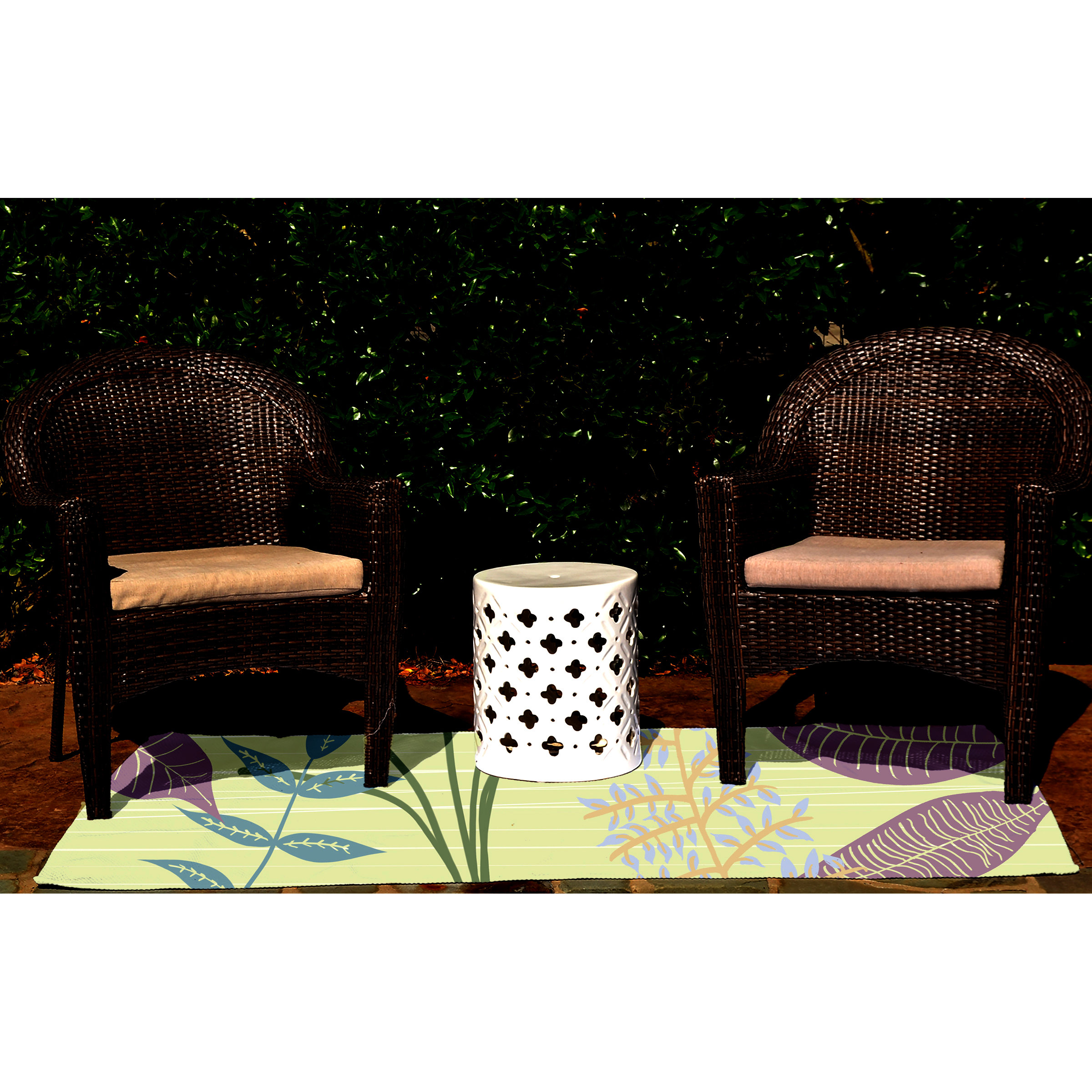 e by design Botanical Blooms Green Indoor/Outdoor Area Rug & Reviews Wayfair