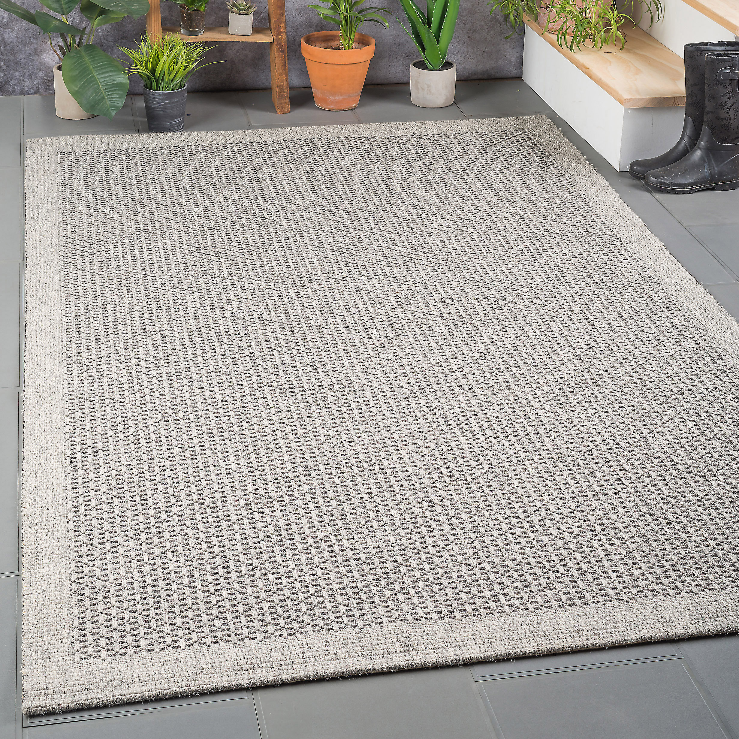 Zipcode™ Design Felipe Charcoal Indoor/Outdoor Area Rug & Reviews Wayfair