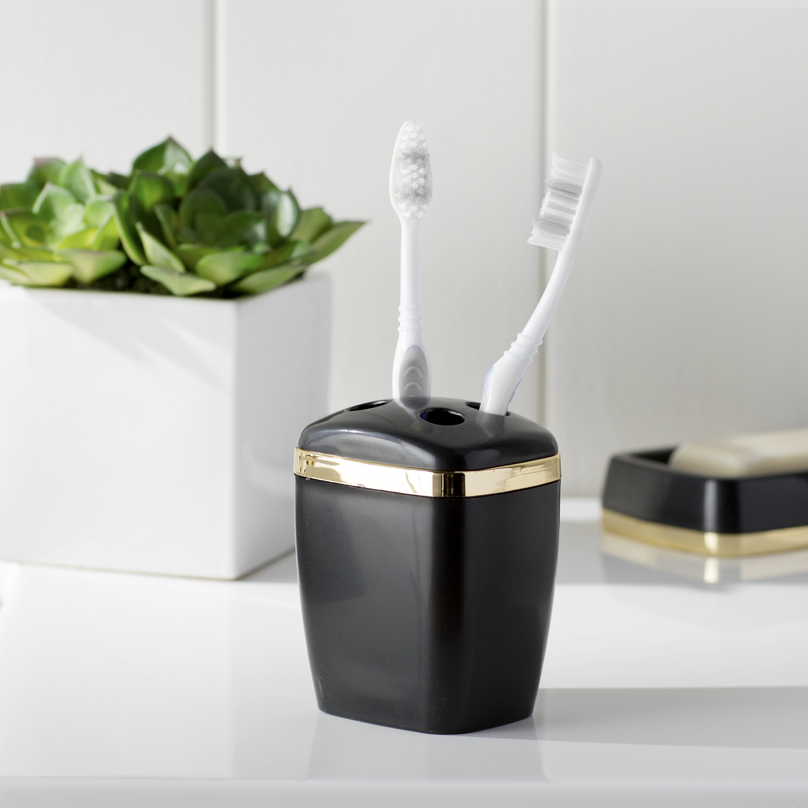 Wayfair Basics Wayfair Basics 5 Piece Plastic Bath Accessory Set