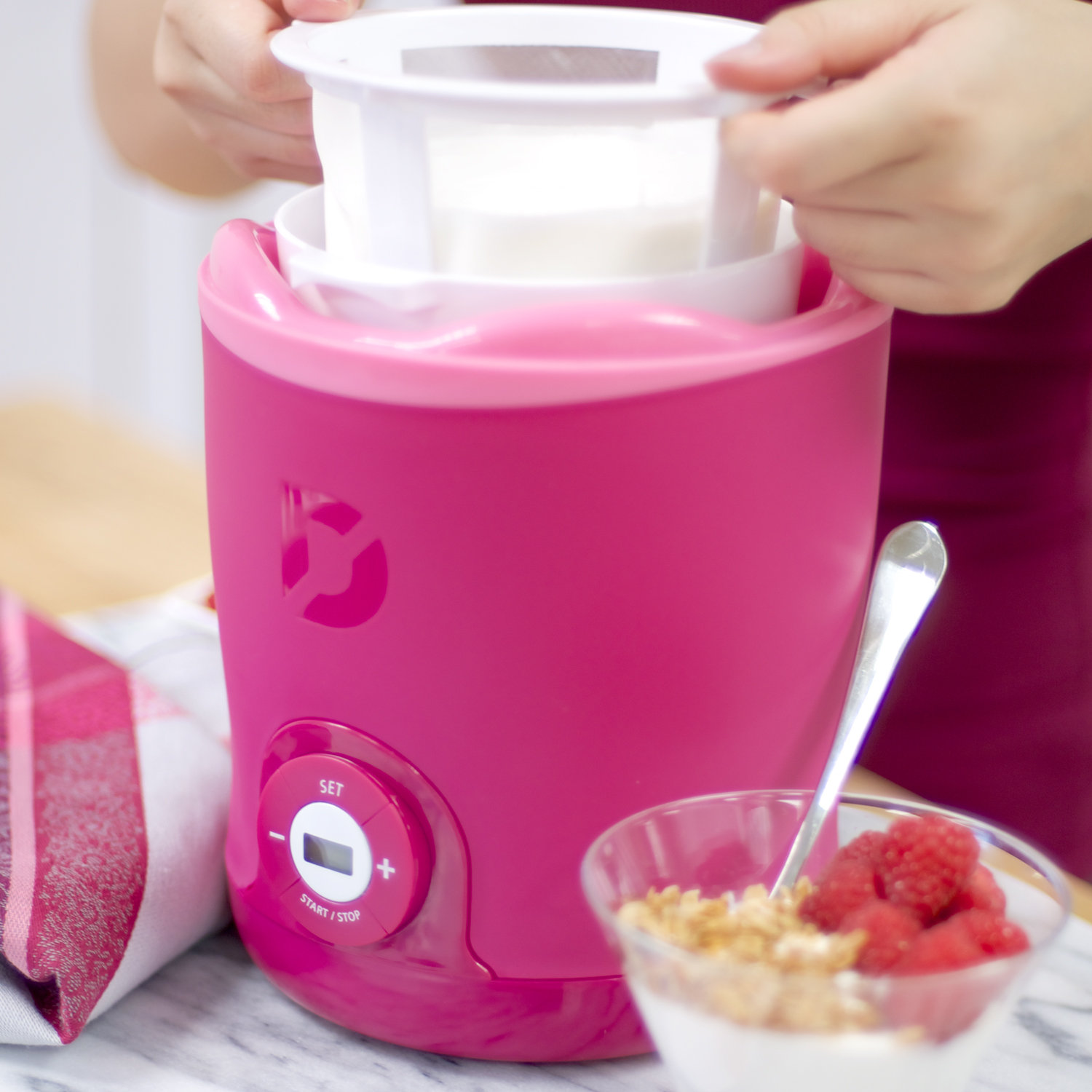 DASH Dash Greek Yogurt Maker & Reviews Wayfair