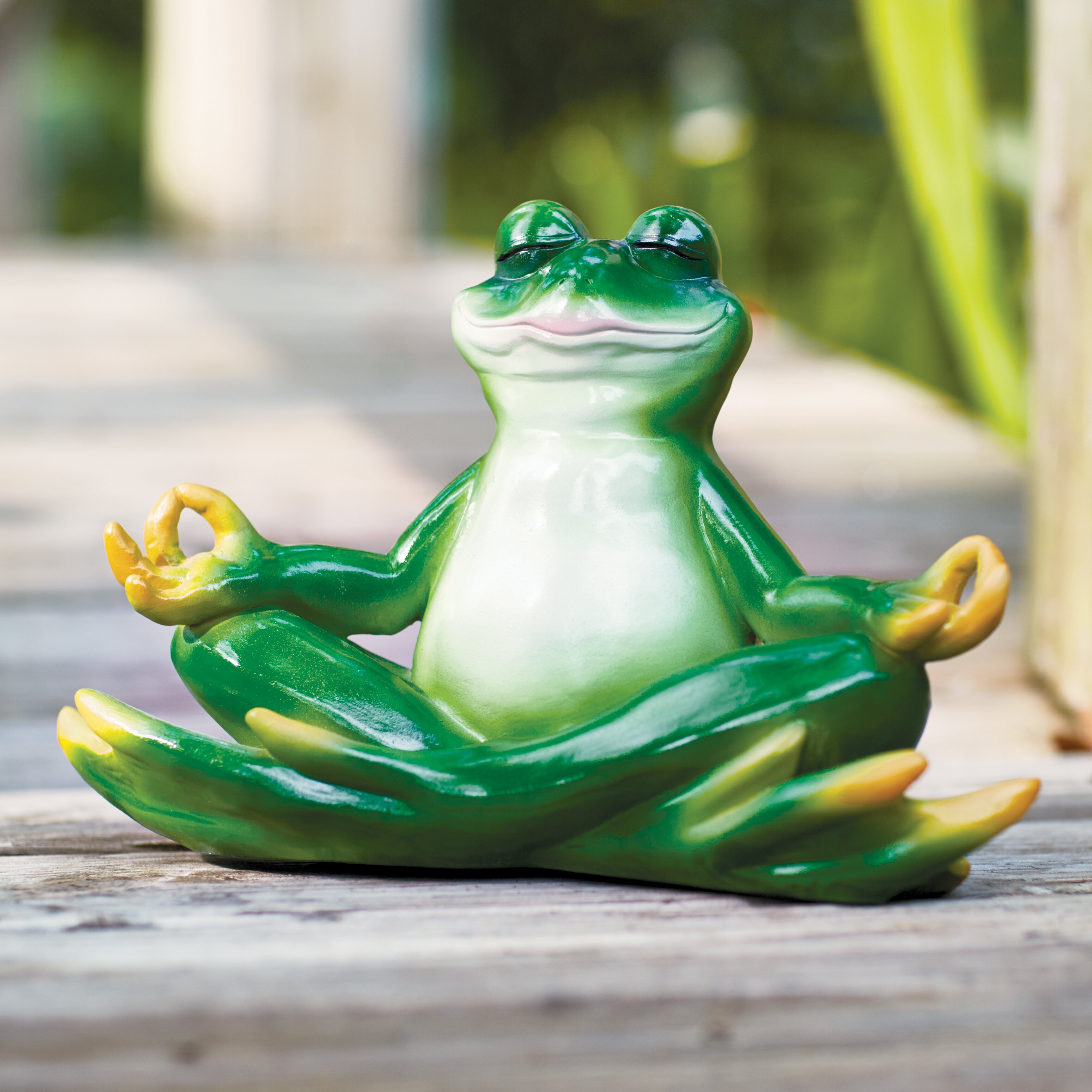 outdoor garden frog statue