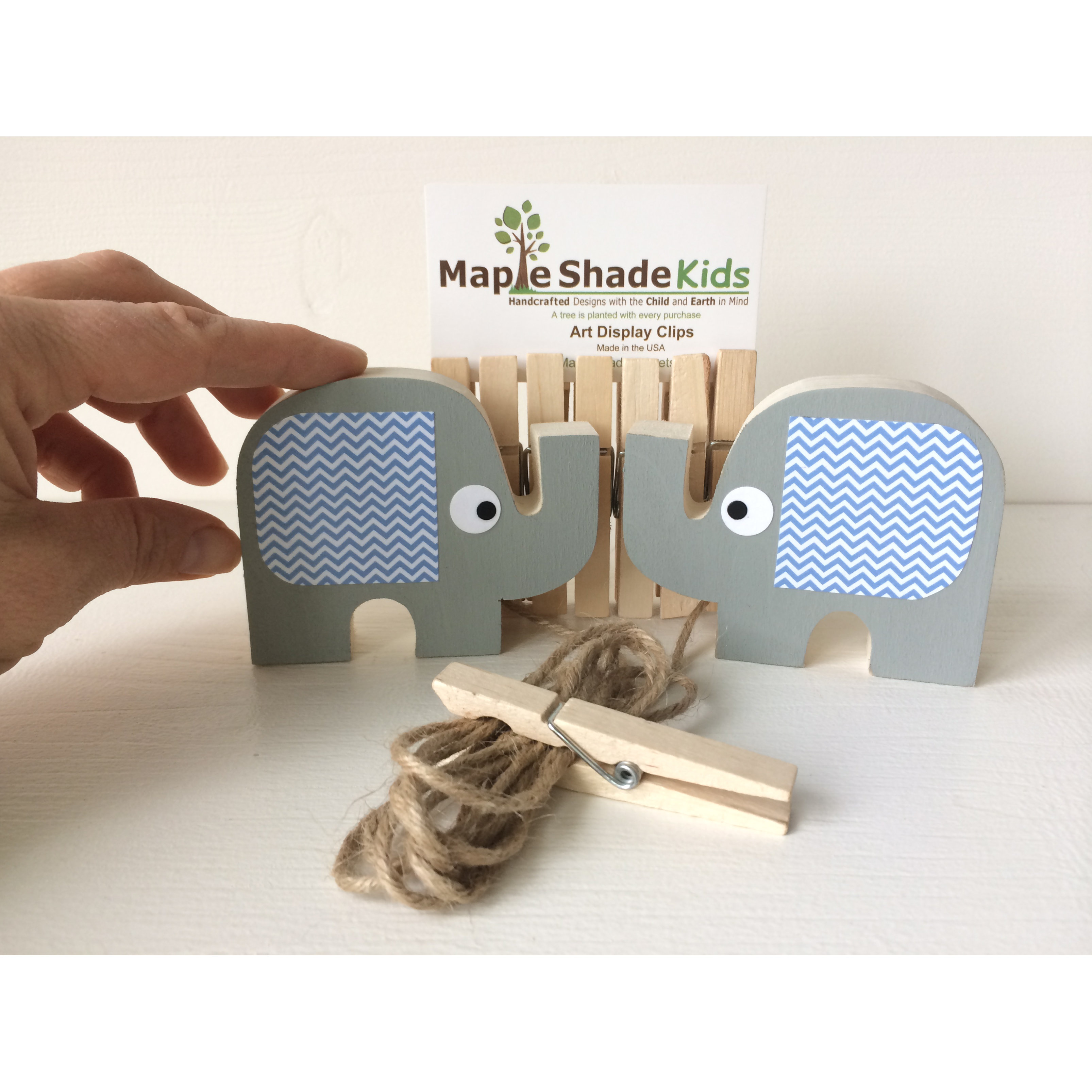 Maple Shade Kids Elephant Art Display Clips Wayfair