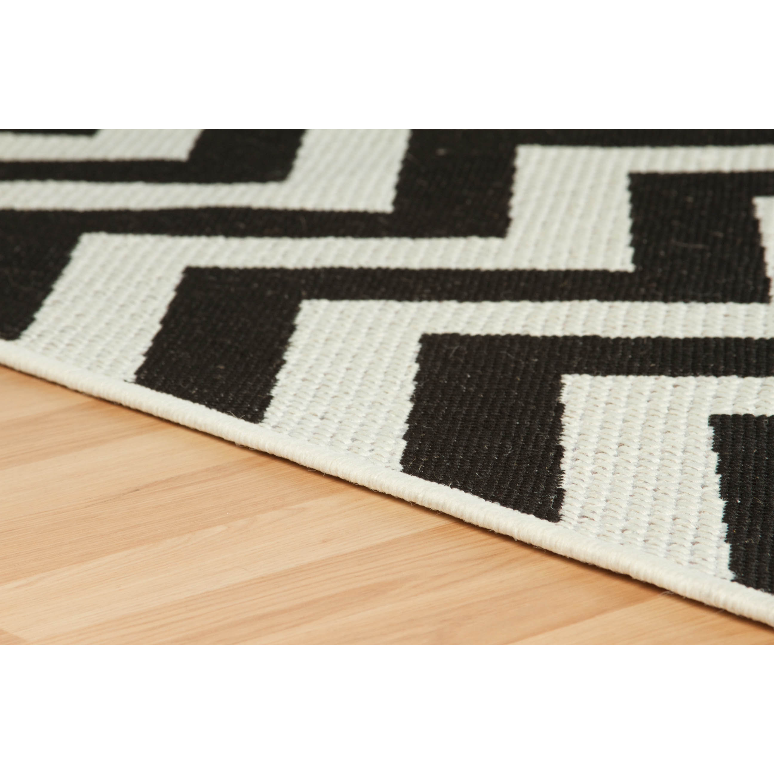 Riley Ave. Margaret Cream/Black Area Rug & Reviews Wayfair UK