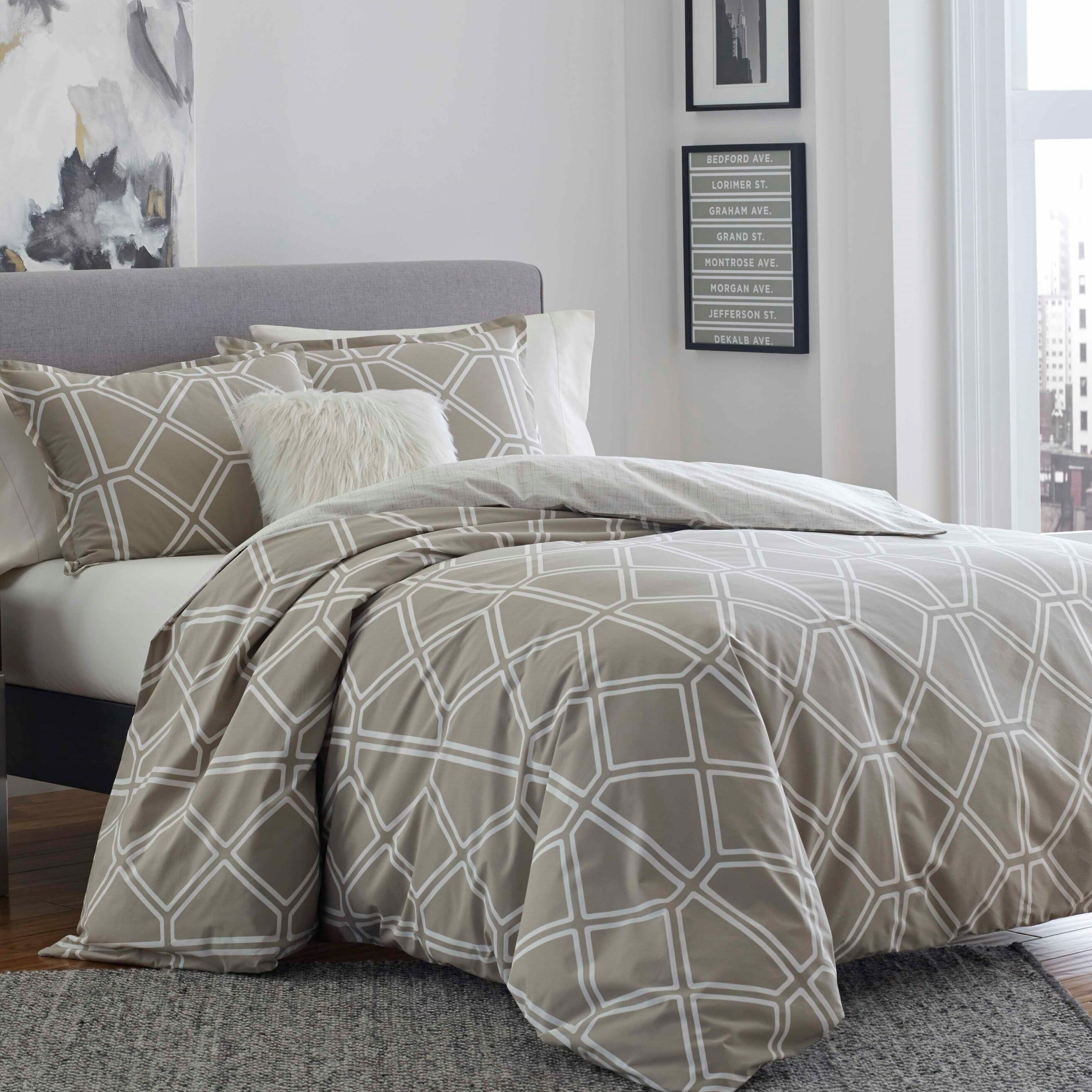 Laurel Foundry Modern Farmhouse Calumet Reversible Duvet ...