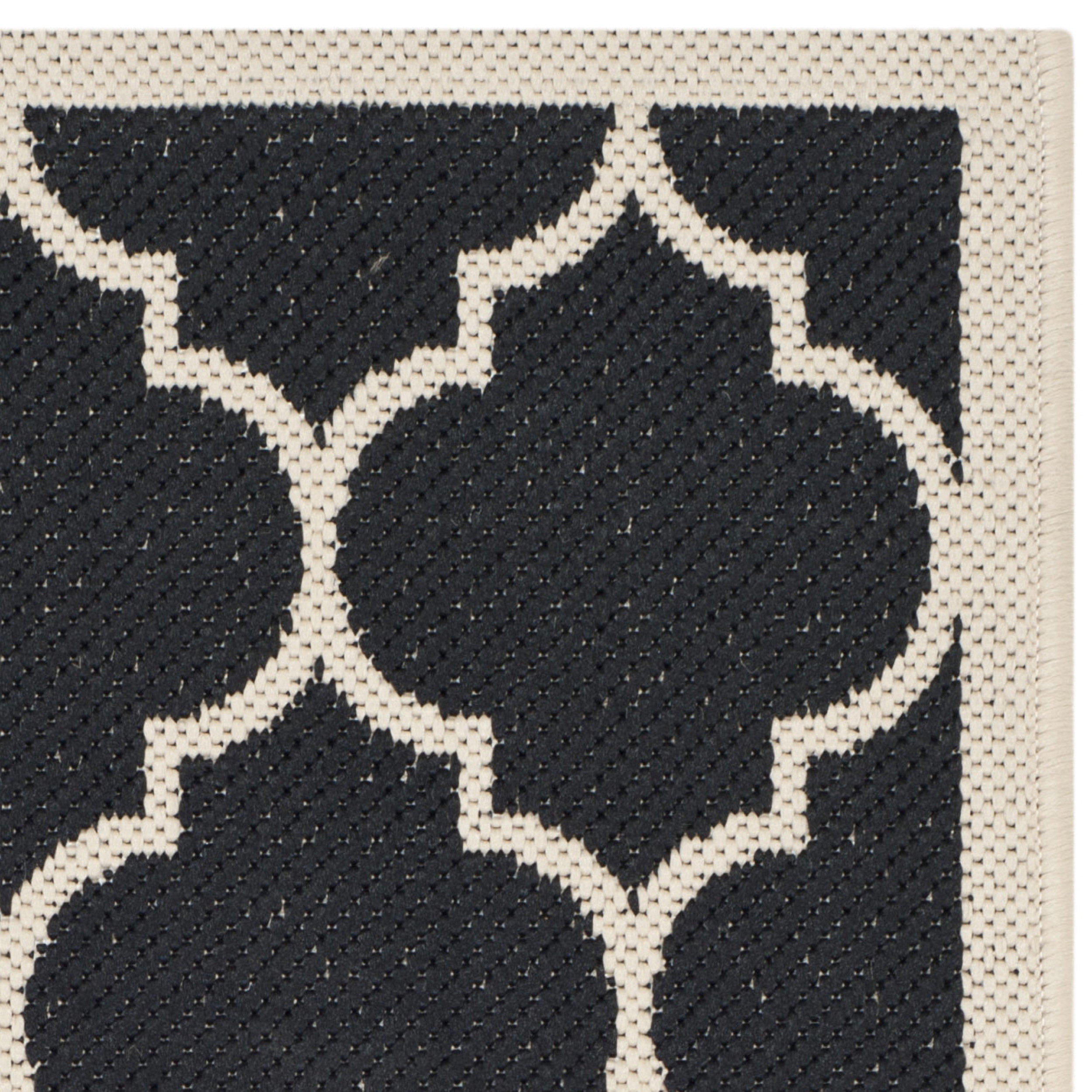 Safavieh Courtyard Black/Beige Indoor/Outdoor Area Rug ...